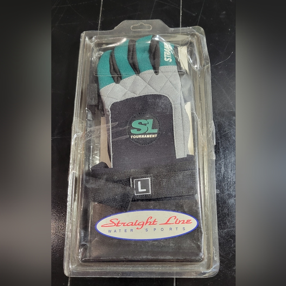 Never used Straight Line water aport gloves